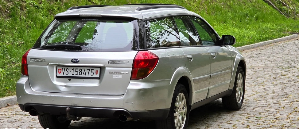 Subaru Outback cena 16500 przebieg: 165600, rok produkcji 2004 z Nysa małe 211